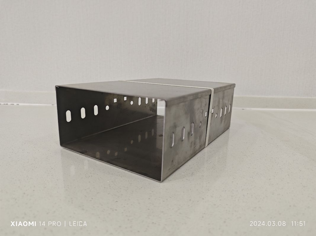 3m - 6m comprimento aço galvanizado cabos perfurados bandeja resistente à corrosão