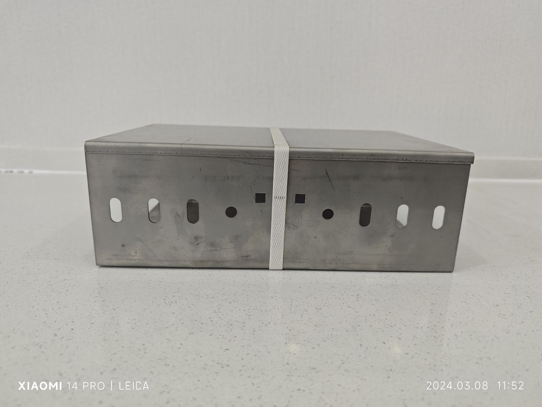 3m - 6m comprimento aço galvanizado cabos perfurados bandeja resistente à corrosão