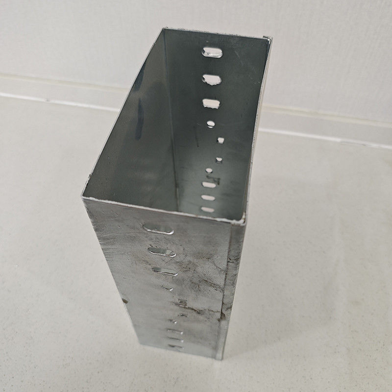 Caixa de cabo de fundo sólido interior com comprimento personalizado e acabamento galvanizado