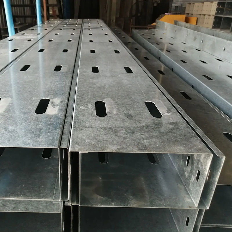 Caixa de gestão de cabos de alumínio rectangular de baixa manutenção com excelente resistência à corrosão